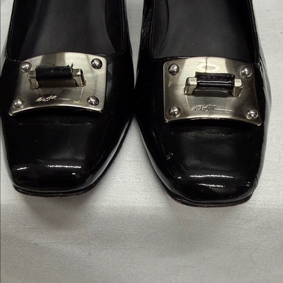 Donald J. Pliner Black Flats with Silver Accent - Picture 4 of 11